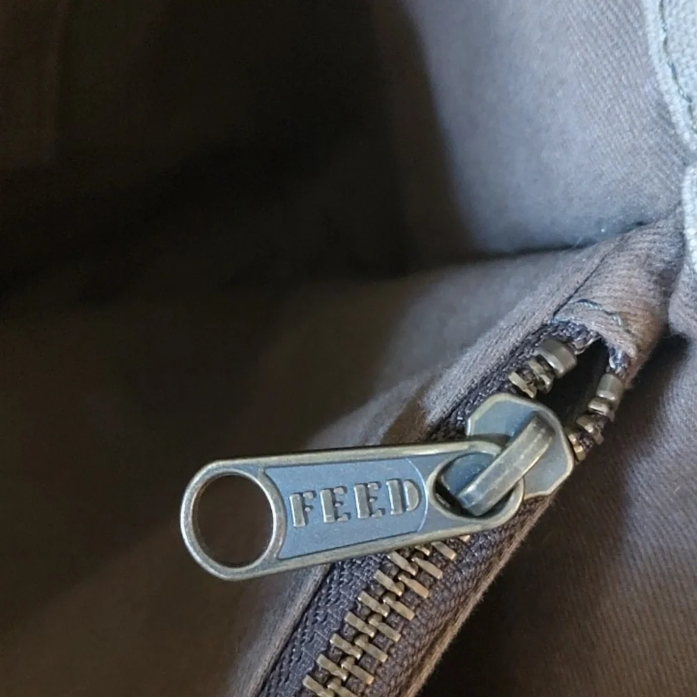 FEED Tote •Olive Green•Used - Picture 10 of 13